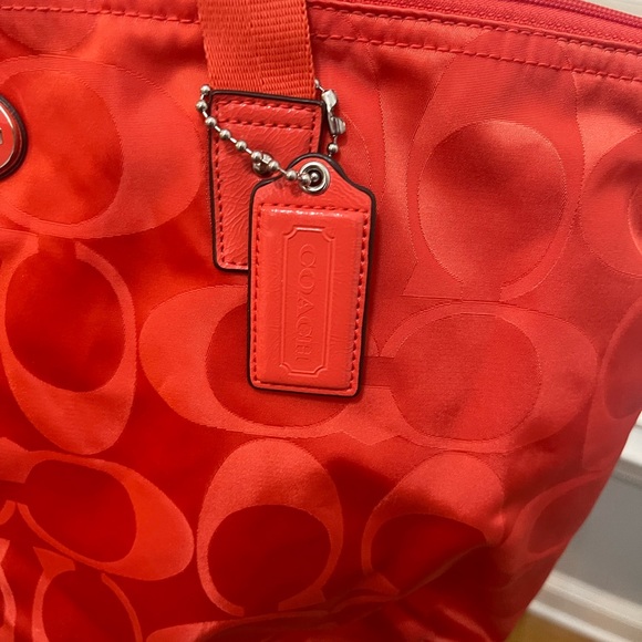 Coach bag orange, medium size great condition - Picture 7 of 15